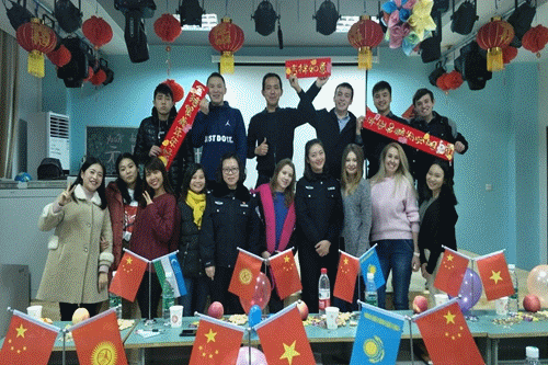 说明: http://www.scvtc.edu.cn/__local/5/9B/0C/DEF87D8B20B22CBA356D274BDCC_5C88F087_6792D.gif